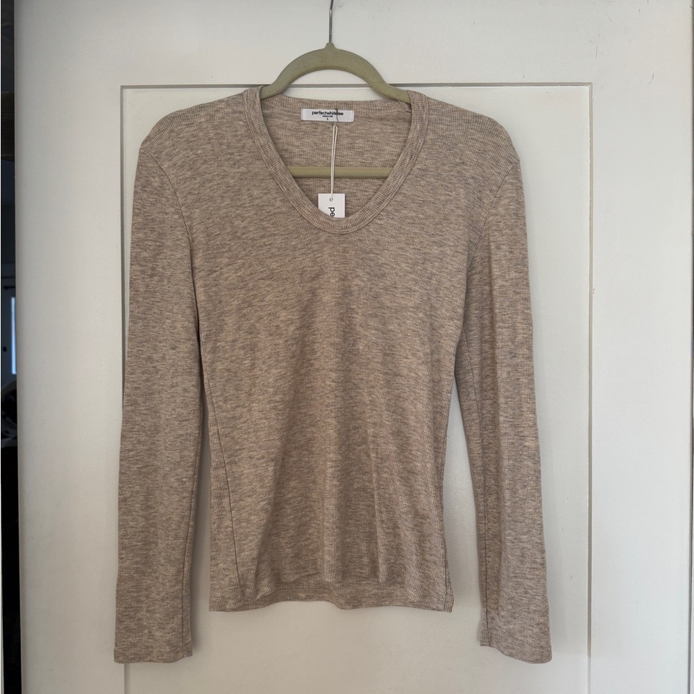 NWT perfectwhitetee luxe u neck long sleeve shirt